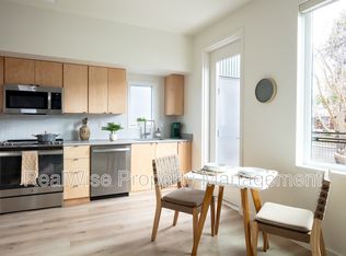 1260 Quincy St UNIT 203, Ashland, OR 97520