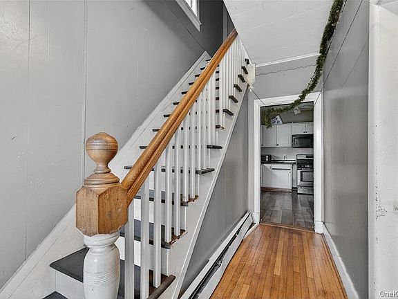 2nd image of 24 Crescent Pl #0