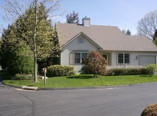 2 Cherry Blossom Ln, Niantic, CT 06357