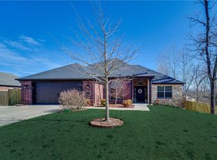 2695 Olive Ct, Siloam Springs, AR 72761