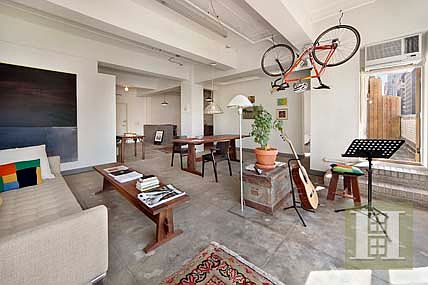 2nd image of 347 W 39th St APT 8W