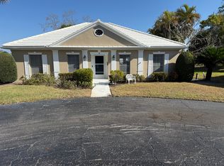 4 Antigua Cir, Englewood, FL 34223