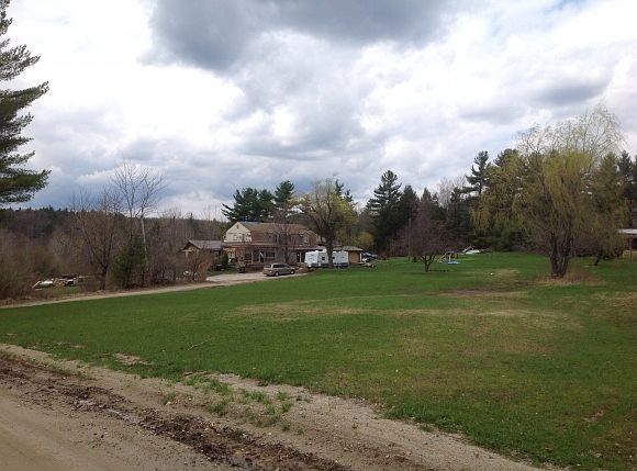 2nd image of 175 Camp Rd