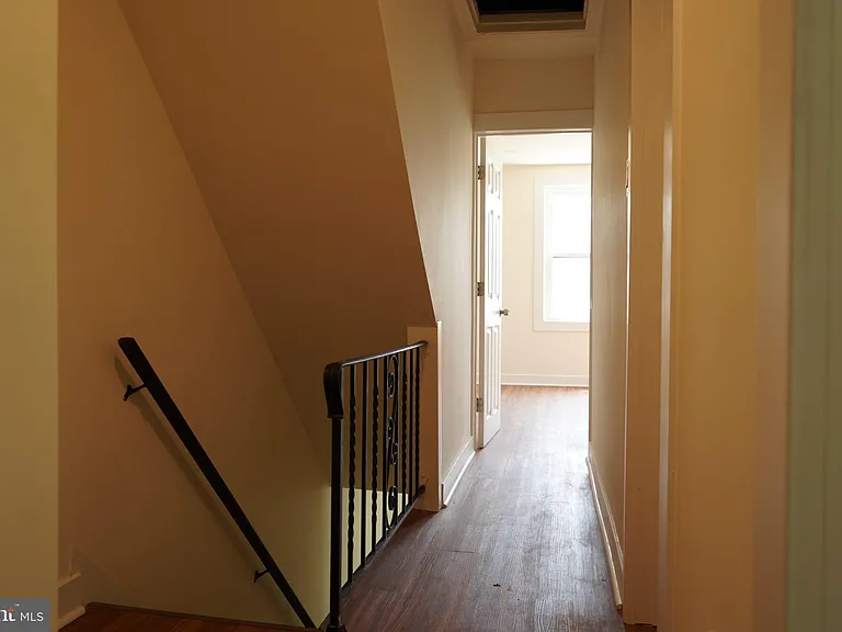 140 S Keswick Ave — Photo 7