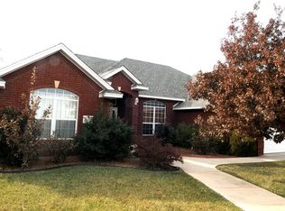 1713 W 10th St, Friona, TX 79035