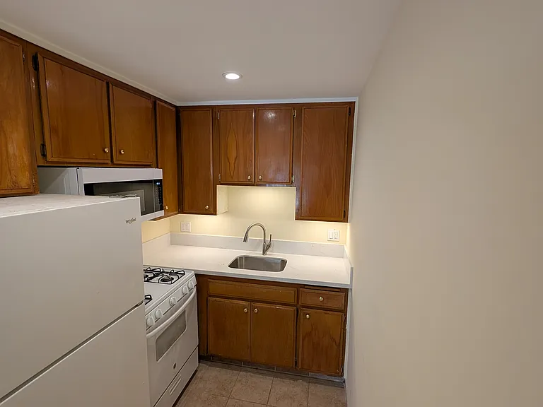 3088 Main St #C — Photo 4