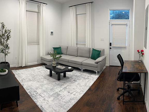 2nd image of 2704-06 S Galvez St #2706