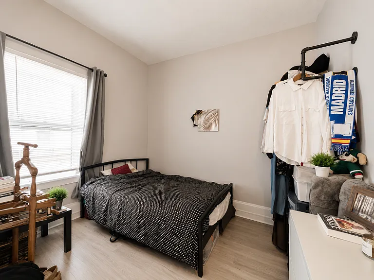 115 Carruthers Ave #4 — Photo 4