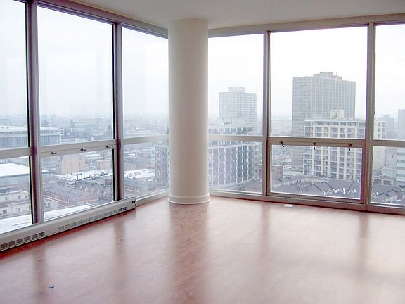 3rd image of 1841 S Calumet Ave APT 1708