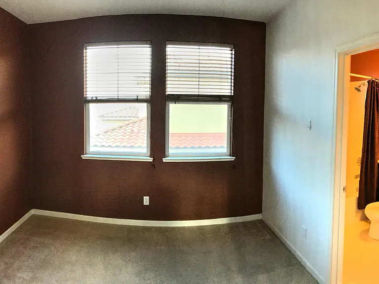 2nd master suite (2nd Floor)