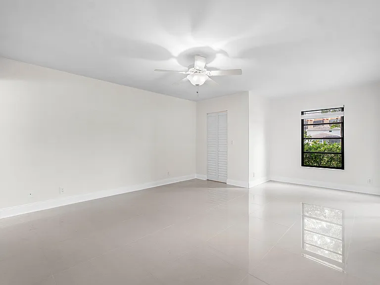 7290 Kinghurst Dr #106 — Photo 19