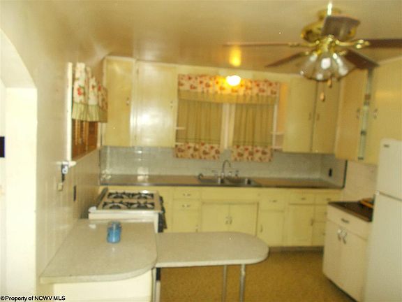 2nd image of 1135 Speedway Ave