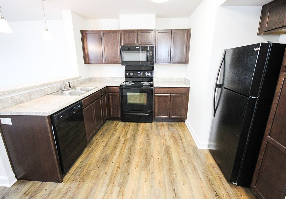 Riverside Villa Apartments 200 Water St Ligonier IN Zillow