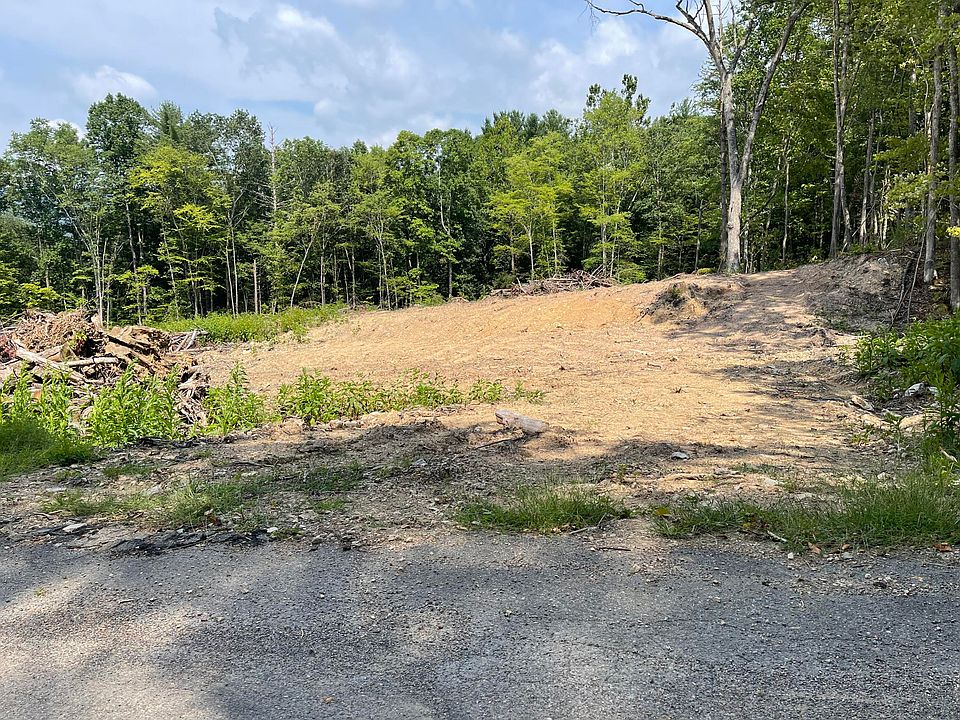 1st image of 58 Hiddenwood Dr