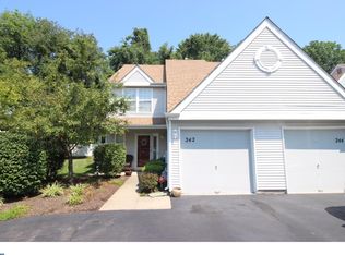 242 Birch Hollow Dr, Bordentown, NJ 08505