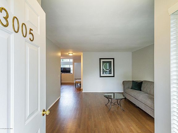 3rd image of 3005 Jockey Hollow Dr