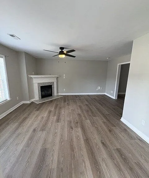 2502 Bluff View Ct #A — Photo 2