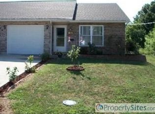 517 N 5th St, De Soto, MO 63020