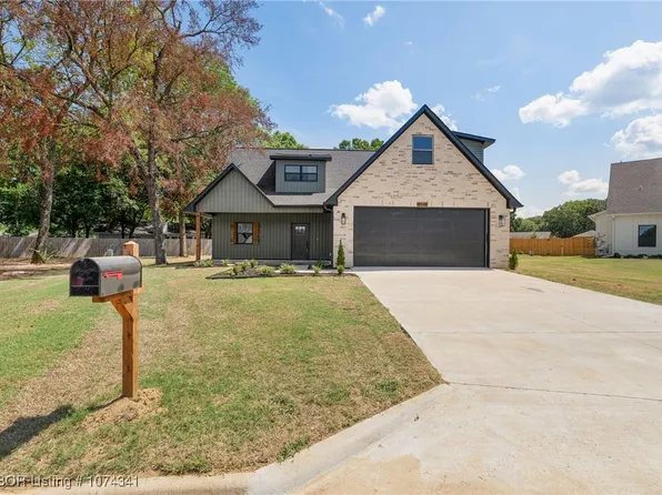 9115 Carson Way, Fort Smith, AR 72908