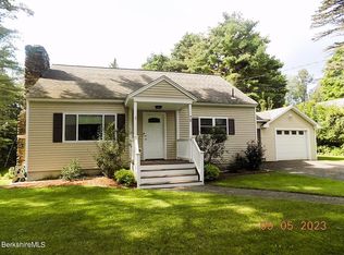 Meadow Ln, Lanesborough, MA 01237