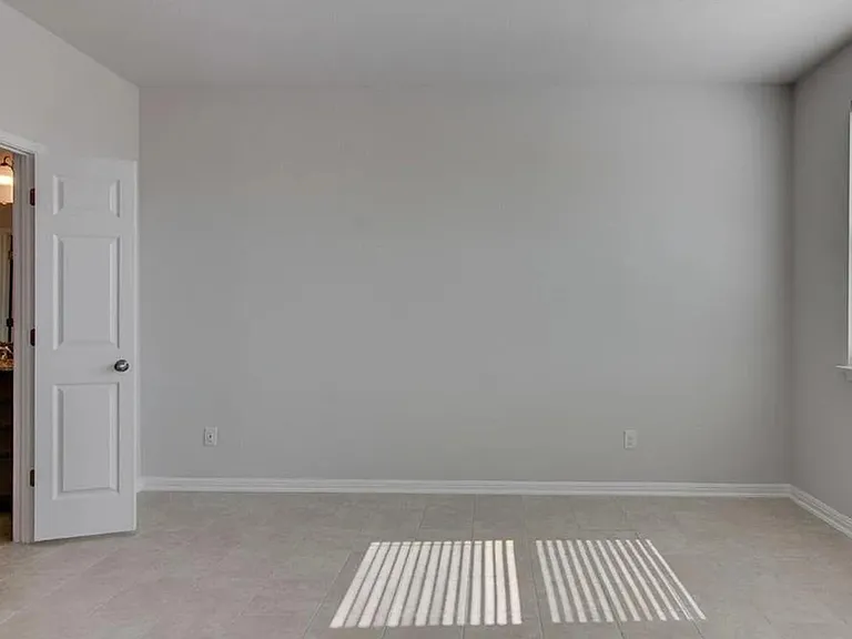 240 La Escalera Dr — Photo 19
