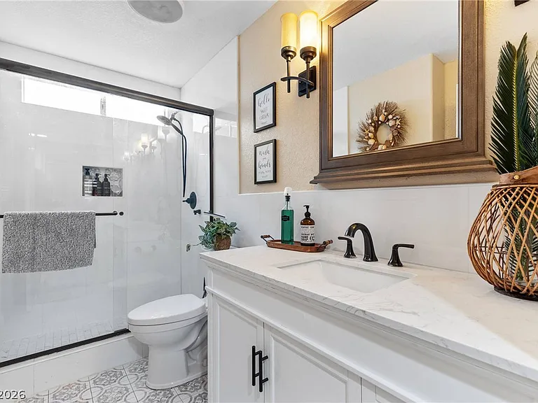 407 Crater Ct — Photo 20