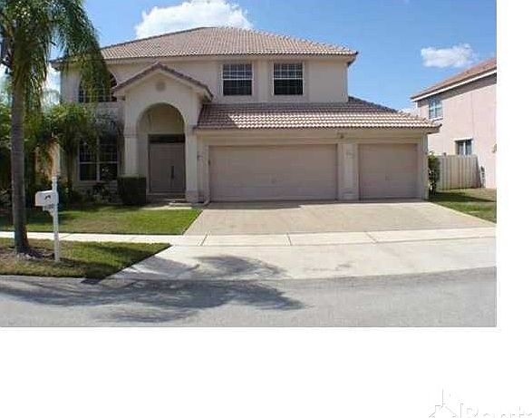 1st image of 530 SW 178th Way