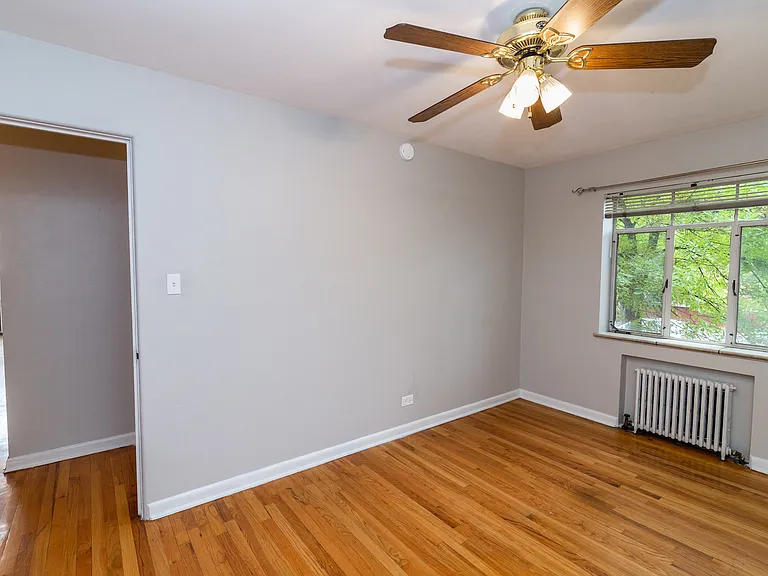1283 Elizabeth St — Photo 13