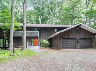 666 Sturges Hwy, Fairfield, CT 06824