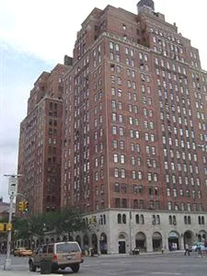 Sold by Douglas Elliman | media 32