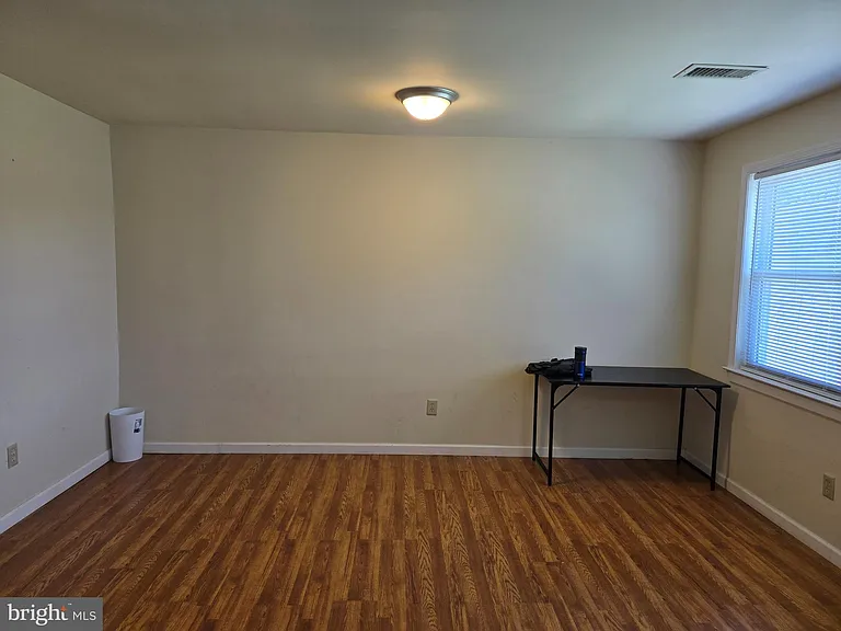 258 Violet Ct — Photo 9