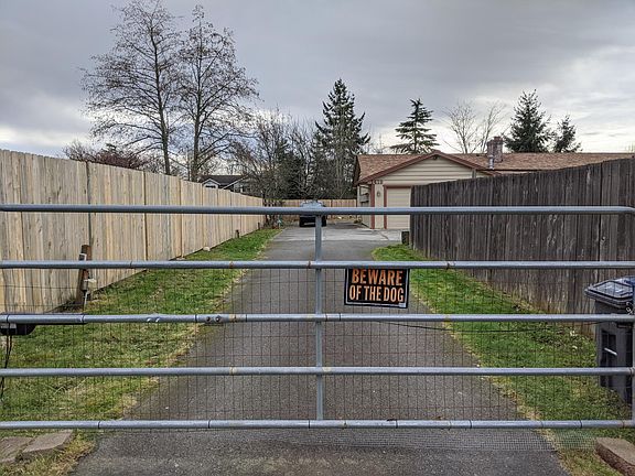 3rd image of 1419 S 242nd St