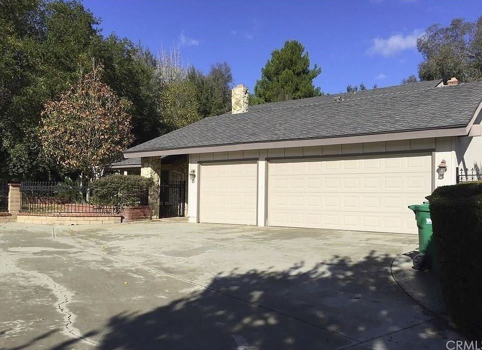 1st image of 22603 Hickory Nut Ln