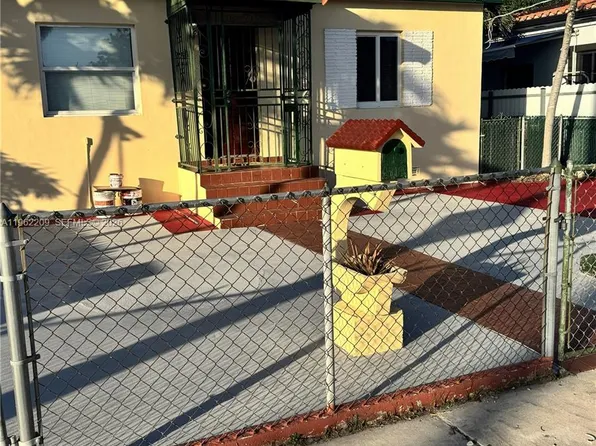 3445 NW 2nd St, Miami, FL 33125