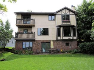 31018 Weiler Rd, Burlington, WI 53105