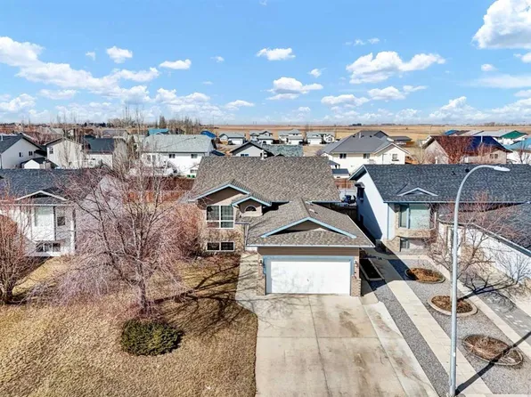123 E Upland Rd W, Brooks, AB T1R 0P9