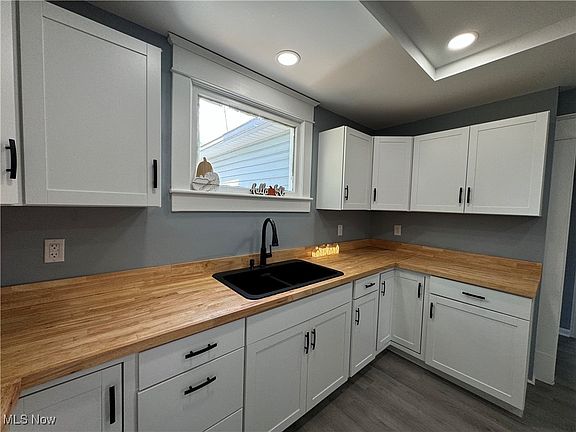 4th image of 510 S 9th St
