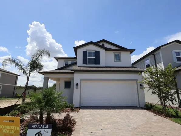 3389 Fall Harvest Dr, Zephyrhills, FL 33540