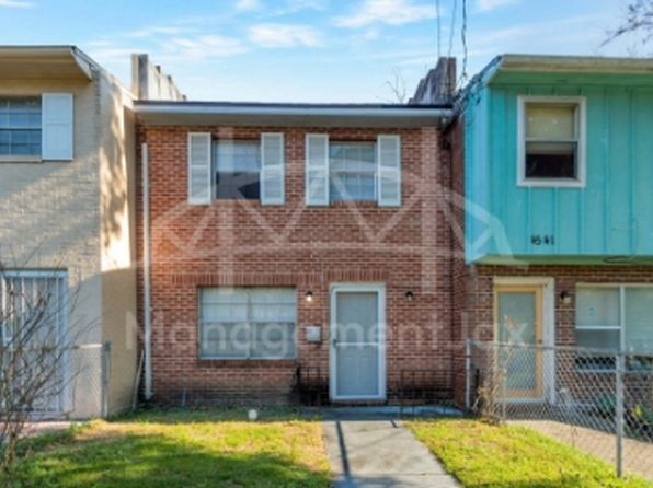 4543 Moncrief Rd W