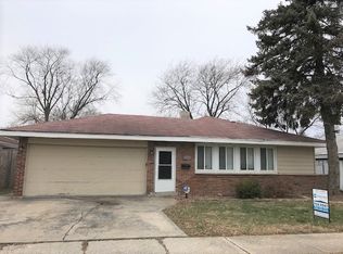 15302 Meadow Ln, Dolton, IL 60419