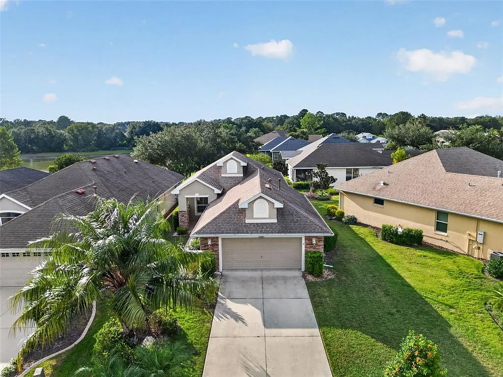 2 bed, 2.0 bath, 1286 sqft, $2,400 — Photo 3