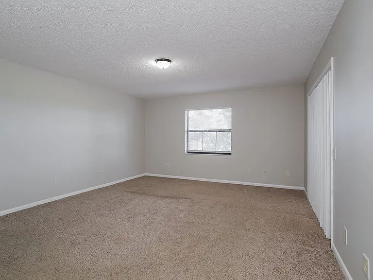 104 Daisy Dr SE — Photo 20