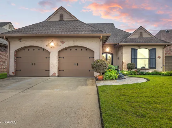 104 Baltimore Ln, Lafayette, LA 70506