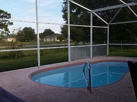 2nd image of 800 San Pedro Ct