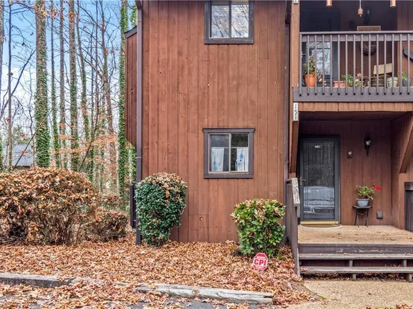 151 Cedar Lake Trl, Winston Salem, NC 27104