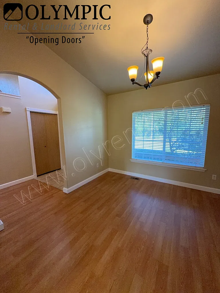 3 Bdrm, 2.5 Bath w/ Dwnstrs Primary in Madrona Park Community! — Photo 2