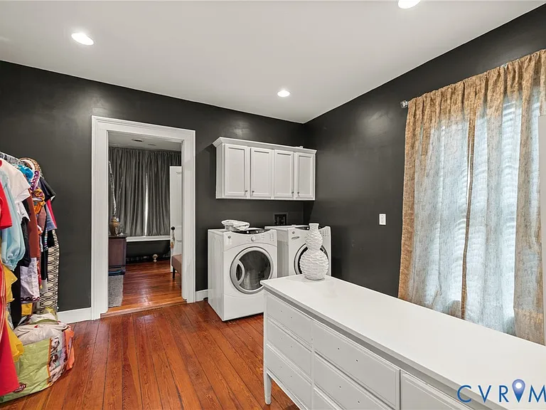 416 W Washington St — Photo 18