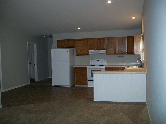 2nd image of 5816 Stormcroft Ave
