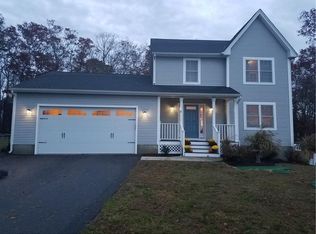 45 Clearview Dr, Richmond, RI 02892