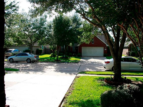 3rd image of 5135 Cypress Spring Dr